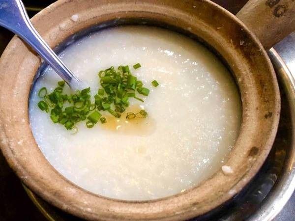 Nằm mơ thấy ăn cháo trắng đánh con gì?
