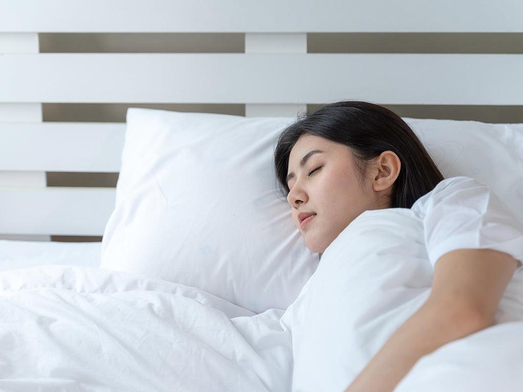 Giải Mã Giấc Mơ Thấy Nhiều Kiến Vàng Đánh Con Gì?