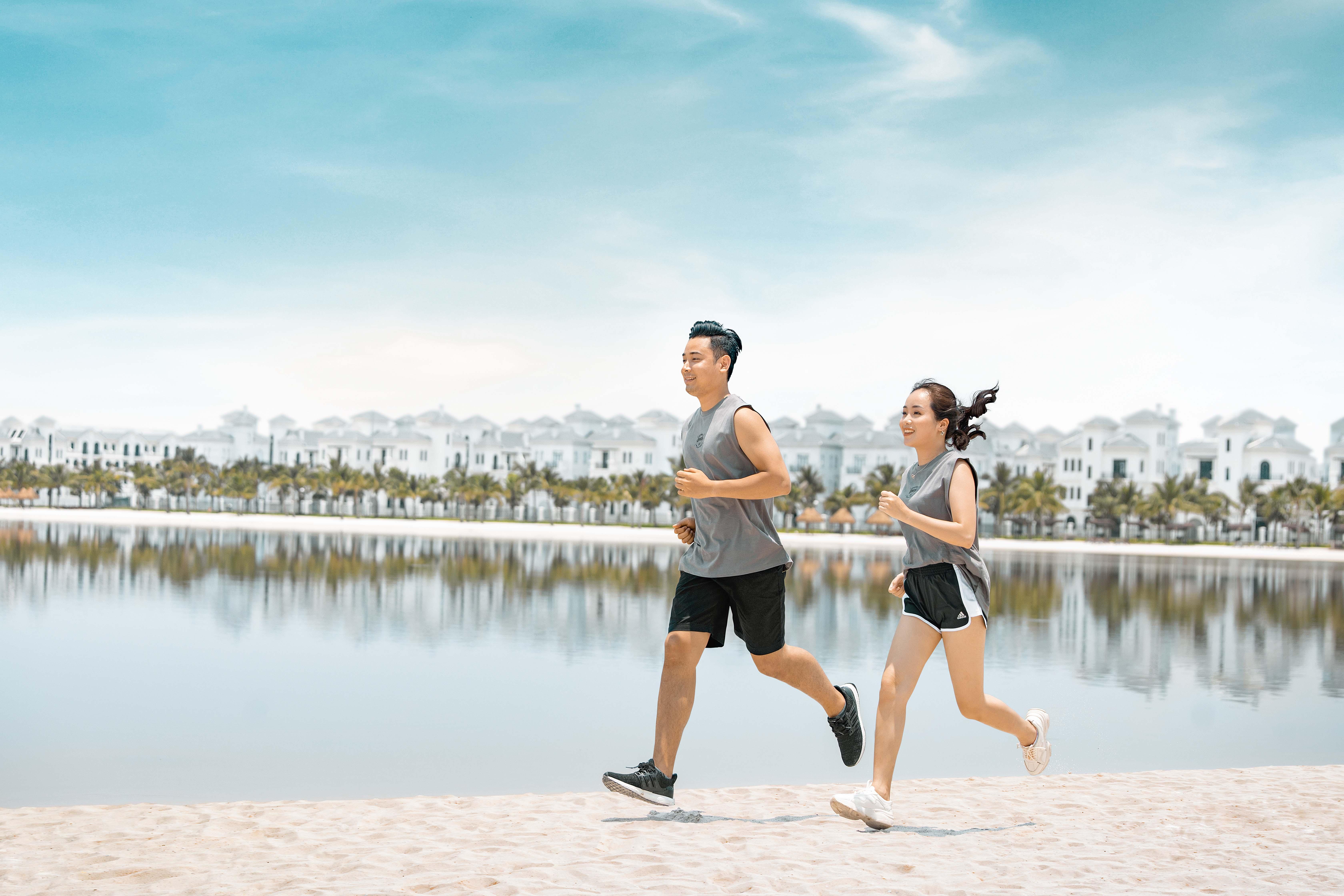 Giải Mã Giấc Mơ Thấy Đánh Bài Tứ Sắc Đánh Con Gì?