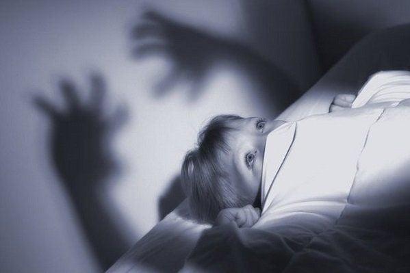 Nằm Mơ Thấy Cá Đánh Con Gì? Giải Mã Chi Tiết