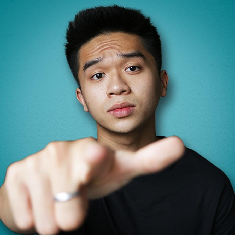 Nằm mơ thấy crush tỏ tình dưới gốc cây hoa anh đào
