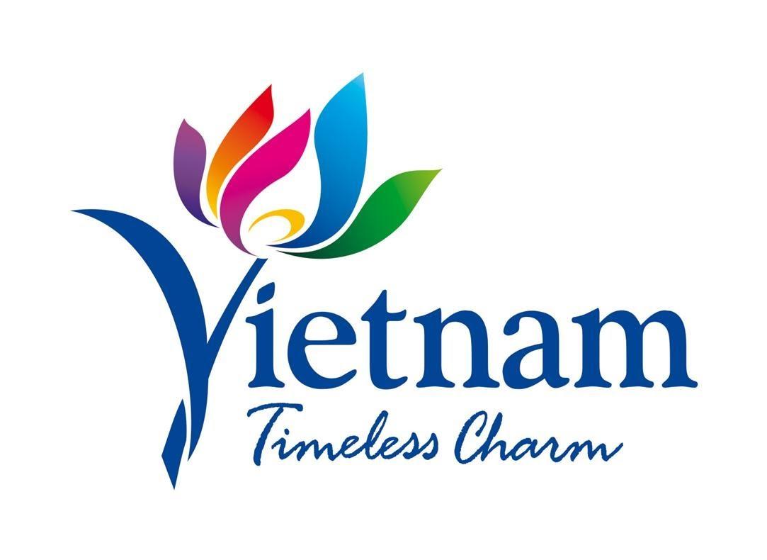 Đàn Ngựa Trắng Trên Thảo Nguyên