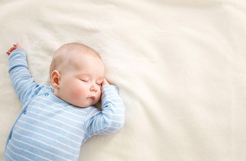Giải Mã Giấc Mơ Thấy Con Gà Đánh Con Gì?