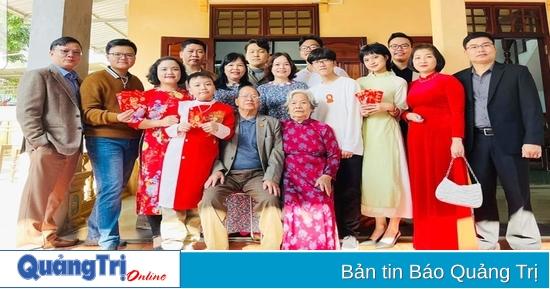 Nằm Mơ Thấy Nói Chuyện Với Mẹ Đã Mất Đánh Con Gì?