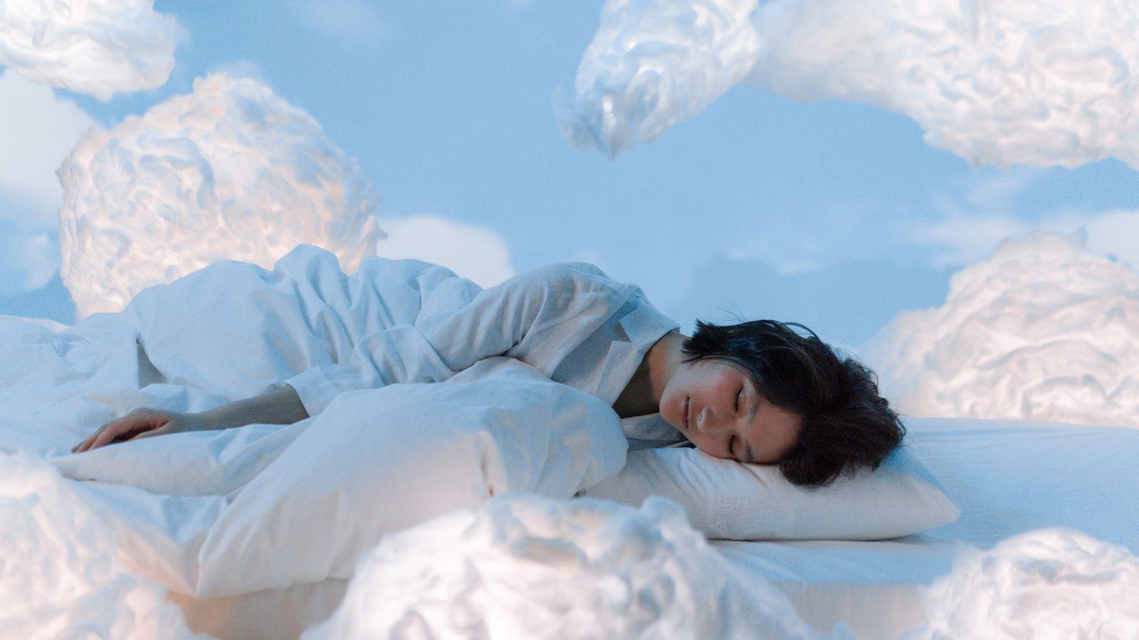Giải Mã Giấc Mơ Thấy Con Gà Đánh Con Gì?