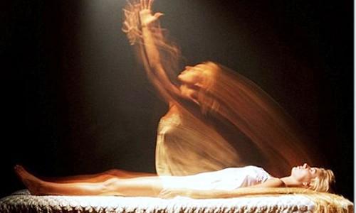 Giải mã giấc mơ thấy bạn thân đã chết