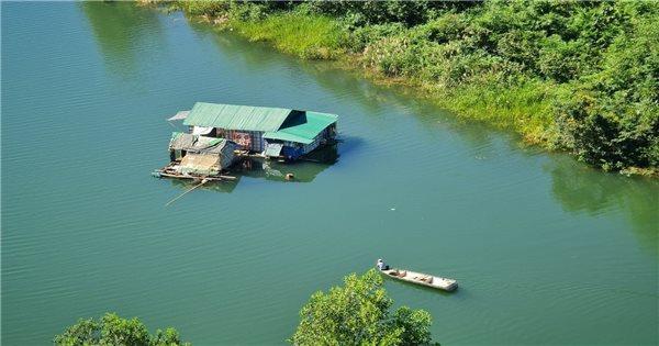 Nằm Mơ Thấy Cha Mẹ Cho Tiền Đánh Con Gì?