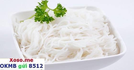 Nằm mơ thấy ăn bún