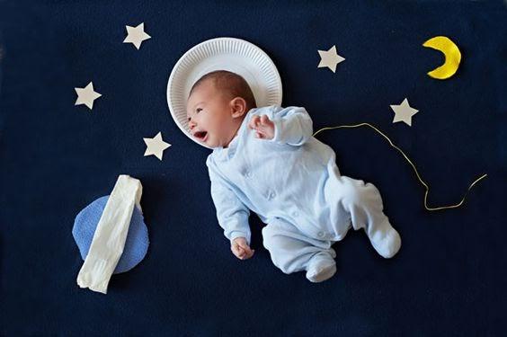 Nằm mơ thấy em bé trai cười