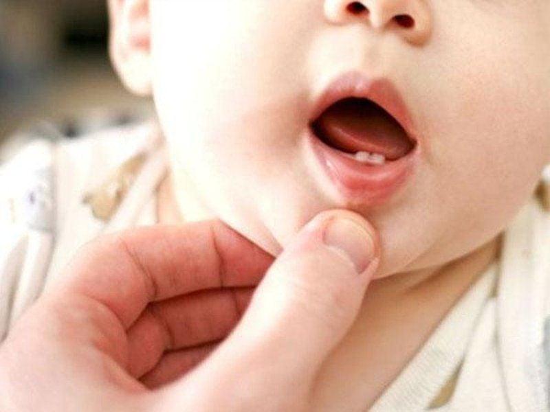 Phân tích yếu tố giấc mơ em bé mọc răng