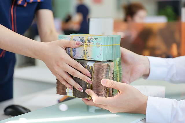 Giải Mã Giấc Mơ Thấy Người Yêu Cũ Ôm Hôn Mình và Số Đề Liên Quan